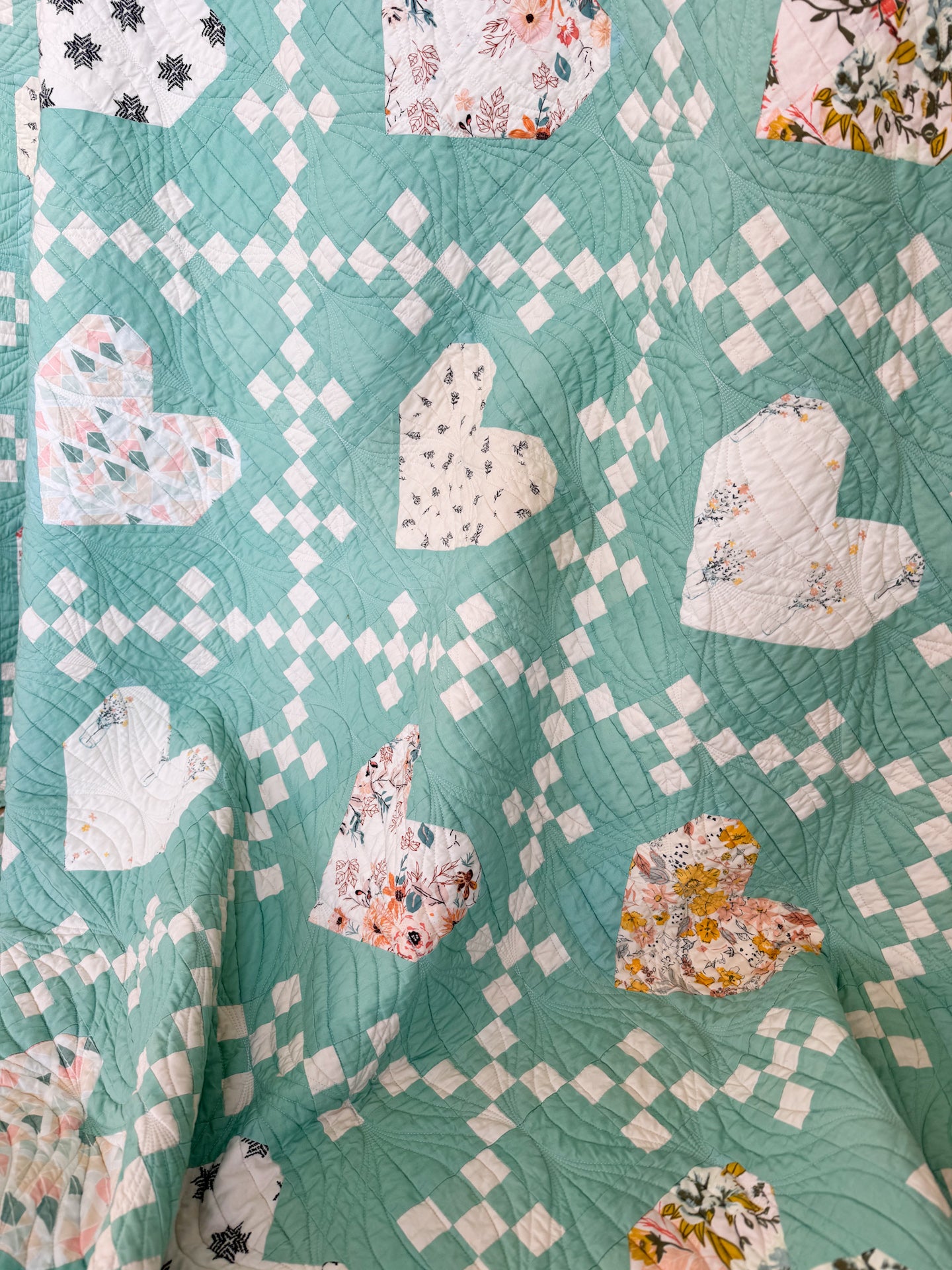 Heirloom Hearts Quilt Kit | Lo & Behold Stitchery Pattern