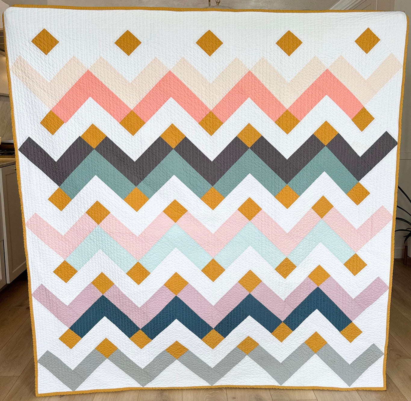 Modern Thrive Quilt Kit | Suzy Quilts Pattern