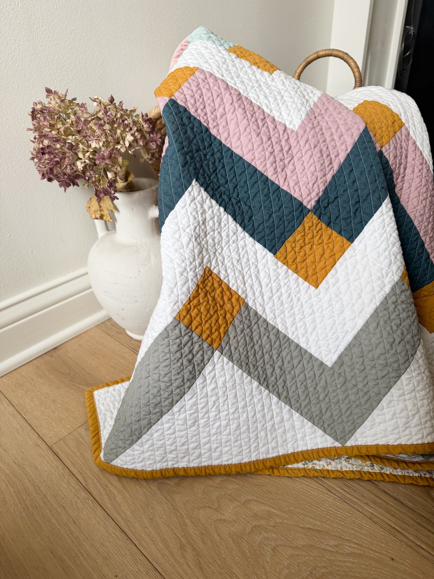 Modern Thrive Quilt Kit | Suzy Quilts Pattern