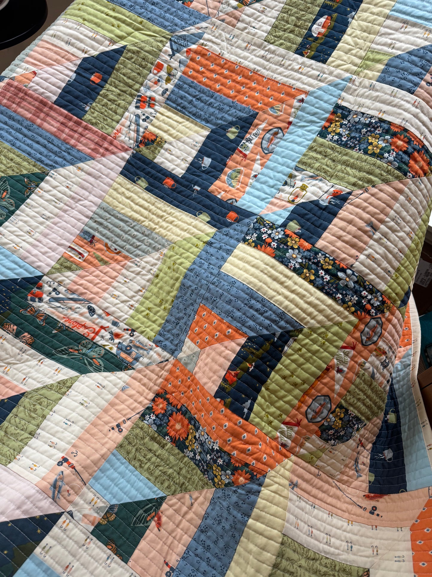 Happy Camper Lucky Log Cabins Quilt Kit | Quilt Love Pattern Inspired