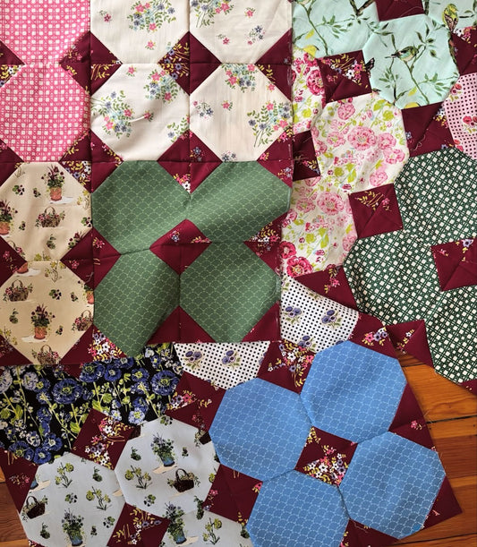 PRE-Order Snowball Block Quilt | AGF My Mother's Daughter by Bari J